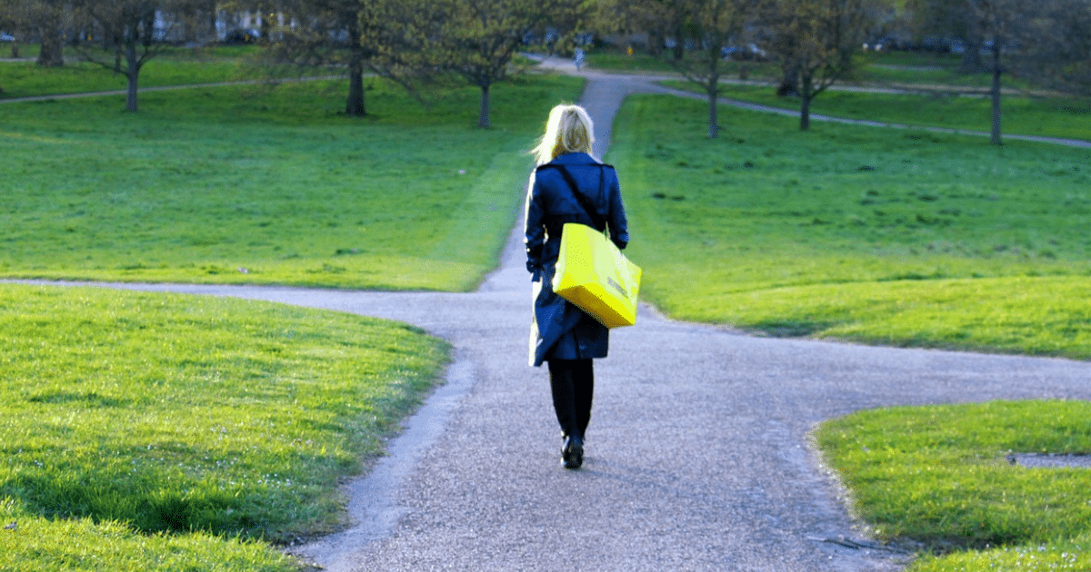 Vous êtes-vous déjà demandé ce qui pousse un étudiant à choisir une université plutôt qu&#039;une autre ? Explorons cette question à travers le voyage de Caridad à l&#039;Université Ca&#039;Foscari de Venise, l&#039;un des 300 clients de DreamApply, et voyons ce que la recherche a à dire à ce sujet. 